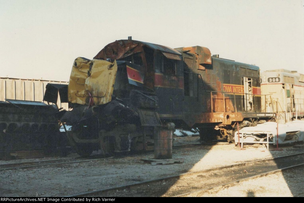 Iowa Interstate RR (IAIS) #406